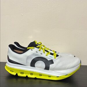 On Cloudflow 5 sneakers in a white and lime colorway size 9